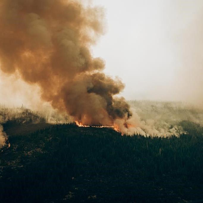 Not enough rain to douse northern Quebec wildfires, temperatures expected to rise